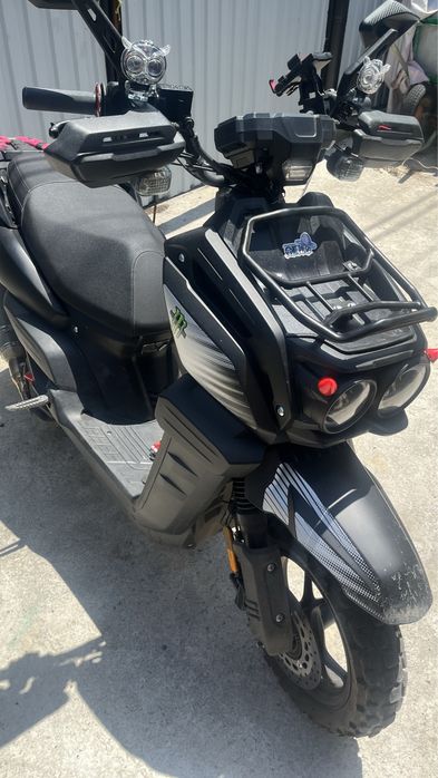 Продам мопед танк про