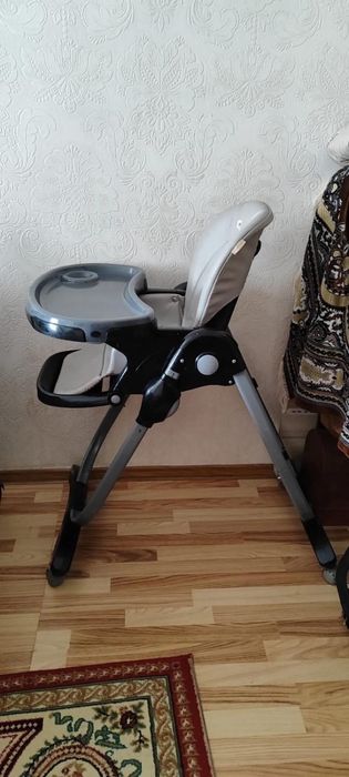 Детский столик для кормления