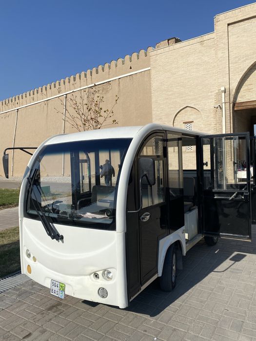 Golff car 9 kishilik