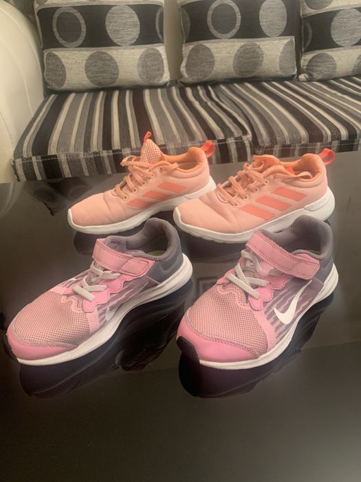 Продавам оригинални детцки маратонки adidas!!! Много запазени!!!