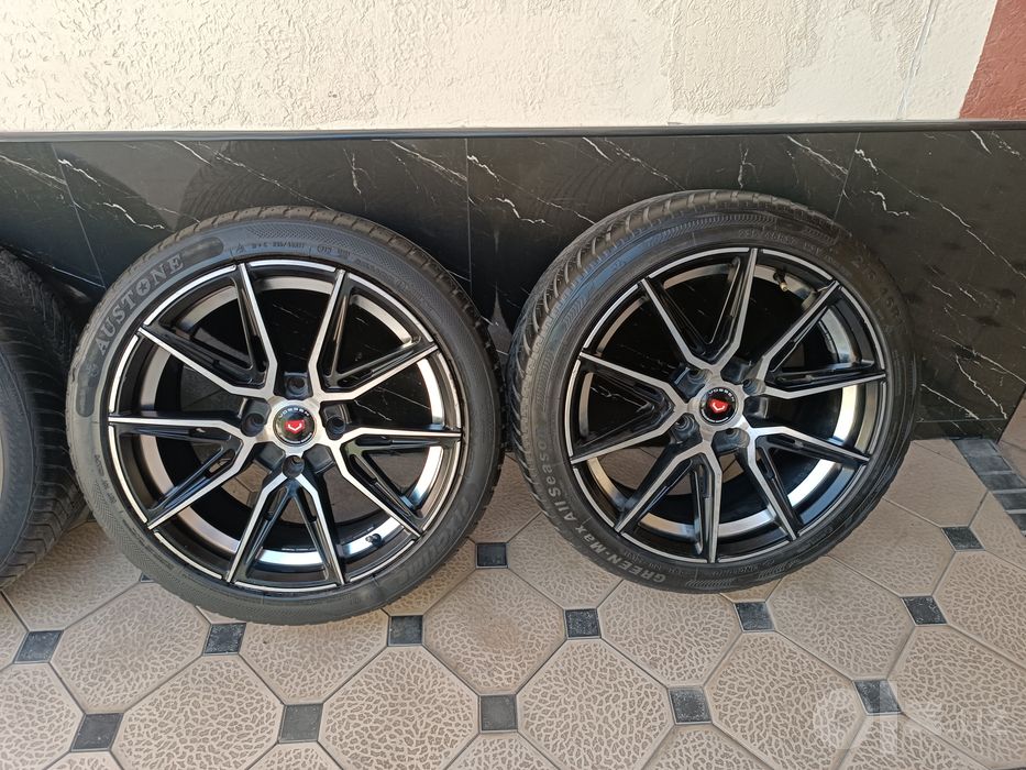 Vossen Diska Balon 215 45 R17 Holati yaxshi Jentra Lasettiga