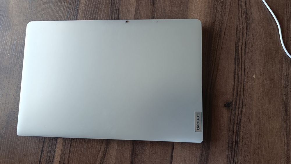 Noutbuk Lenovo  8/256