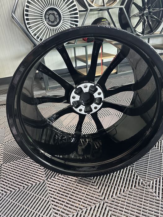 Jante originale Lamborghini Urus – R20