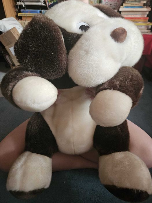 Catel mare de plus, foarte moale, IMPECABIL