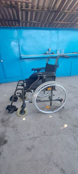 Инвалидный коляска