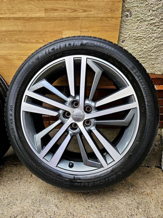 Лети джанти AUDI S Q5 20"