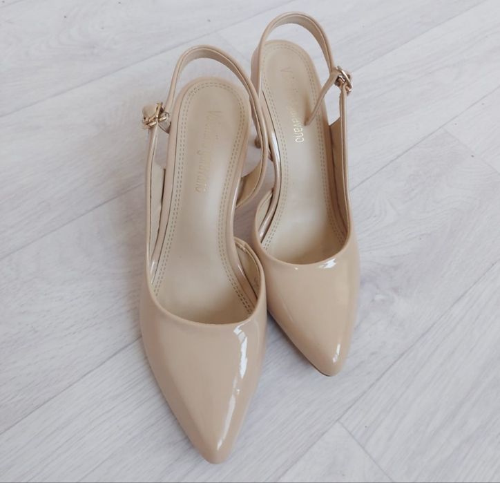 Туфли лакированные 37 размер