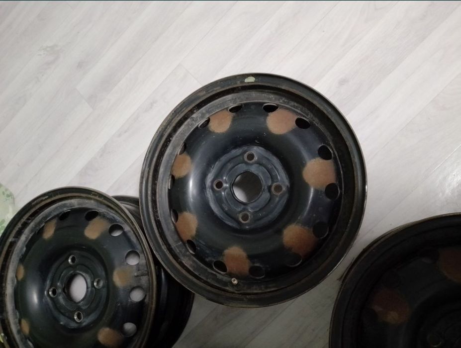 Диски 2 шт     .