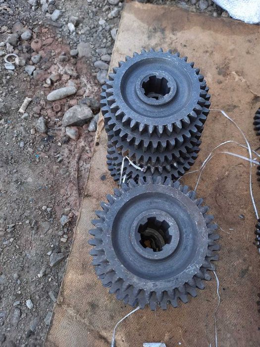 Т-16 продаю запчасти