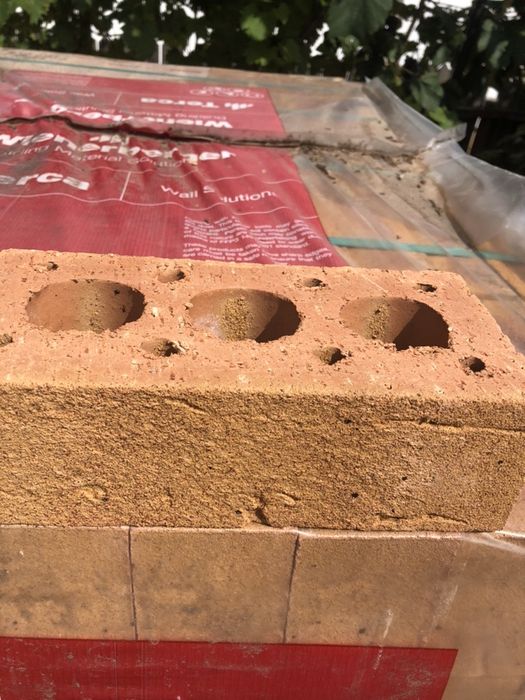Vând caramida plina ceramica Wienerberger Anglia
