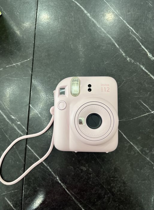 Instax “Mini 12”