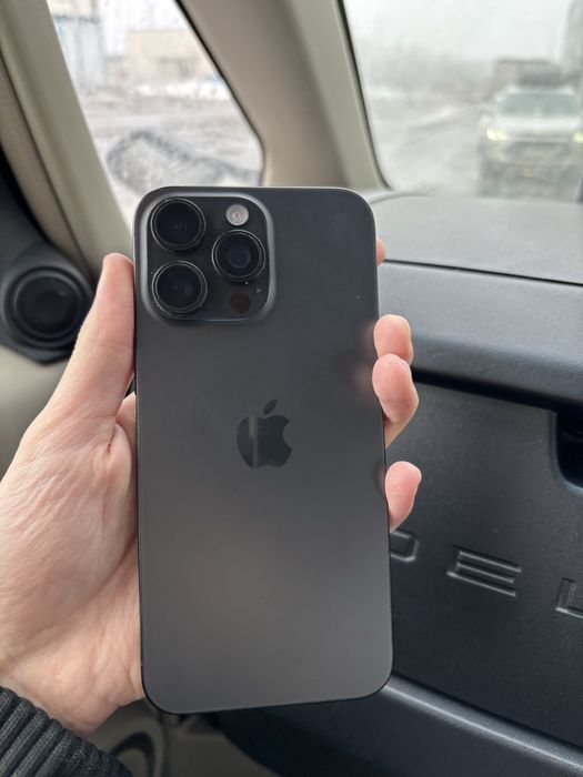 Продам айфон 15 про макс