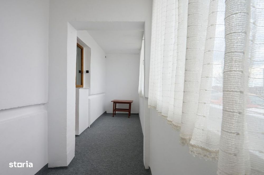 Apartament Doua Camere Decomandat Razboieni