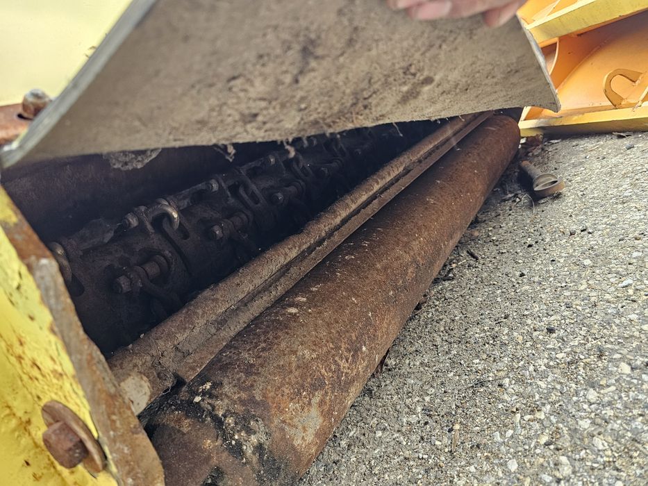 Tocator resturi vegetale