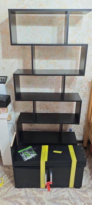 Продам этажерки, полки 2шт
