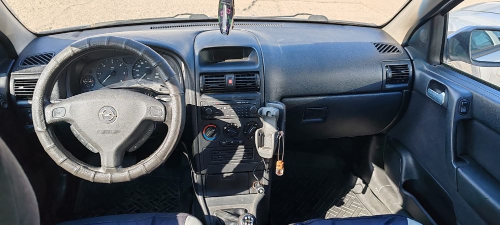 Vând Opel Astra G