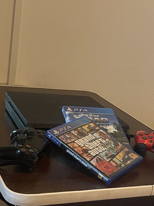 Playstation 4 Slim