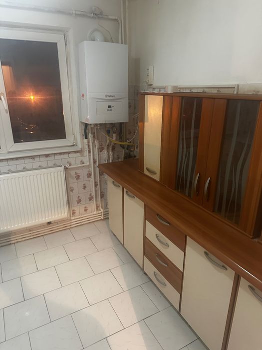 Apartament de vanzare 2 camere , Craiovita Nouă