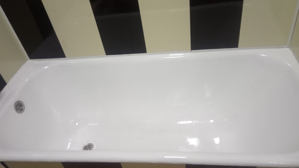 Реставрация ванн эмаллировкой и наливным акрилом.