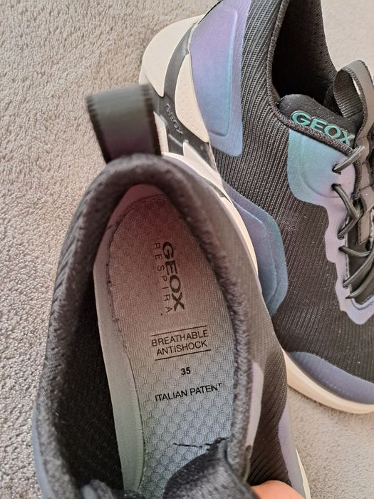 Маратонки GEOX размер 35