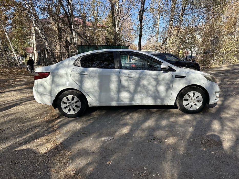Продам авто kia rio