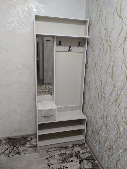 Prixojka mebel kiyim uchun shkaf ishlab chiqaruvchidan mebellar kamod