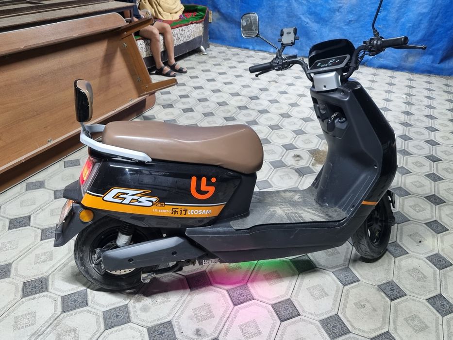 Электро мопед LEOSAM