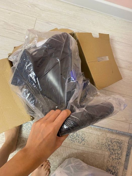 Продам игровой руль с педалем