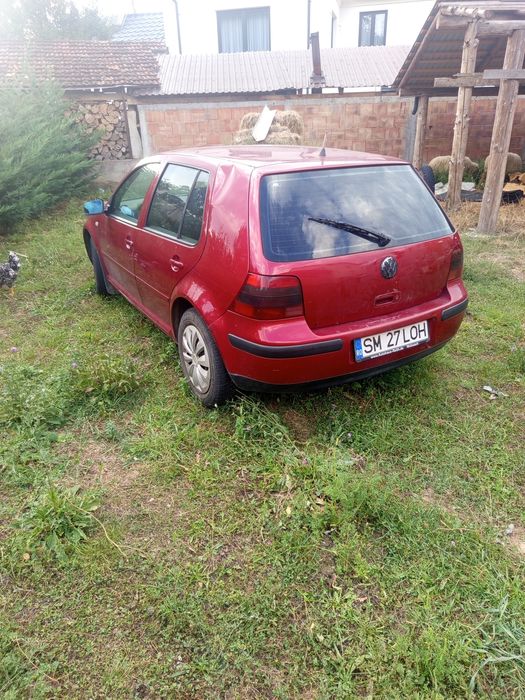 Mașina nu merge e pentru piese