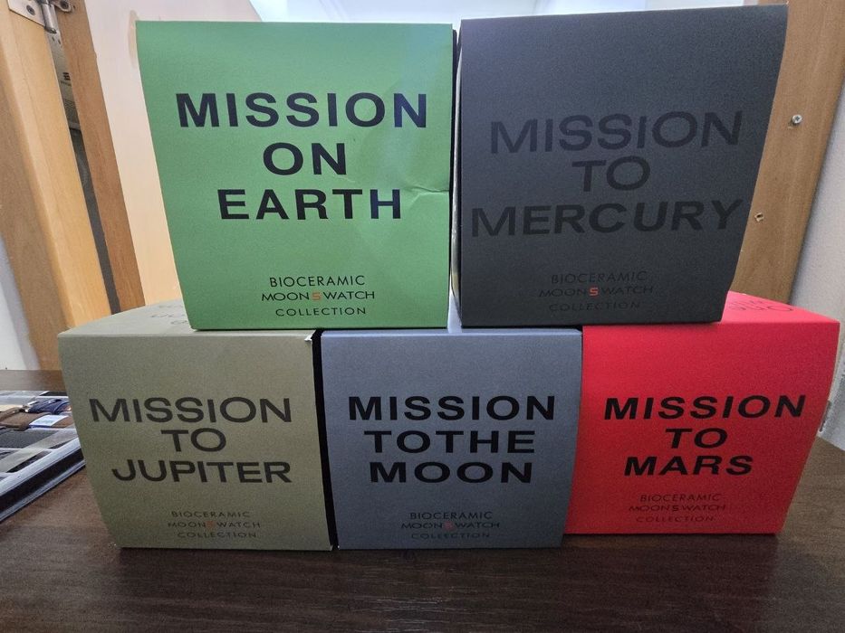 Swatch omega mission to люкс