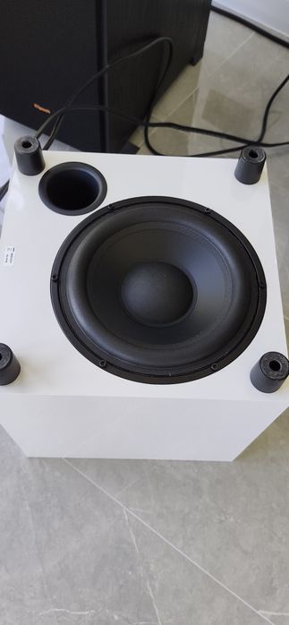 Subwoofer activ Jamo Sub 210