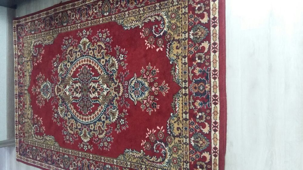 Продается ковры в отличном состояний