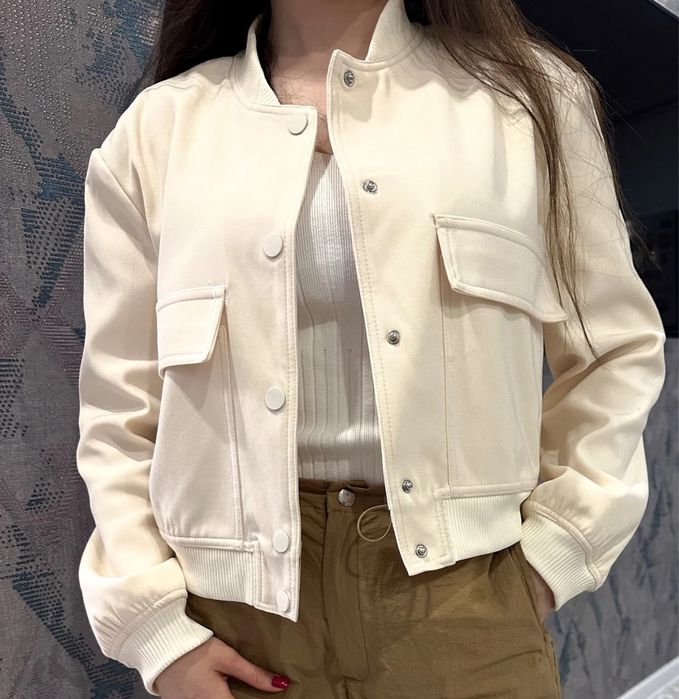 Бомбер в разных цветах