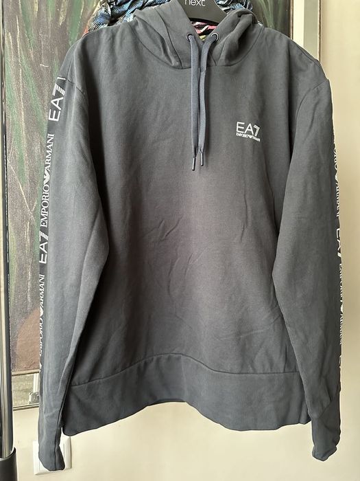 Armani дамско худи