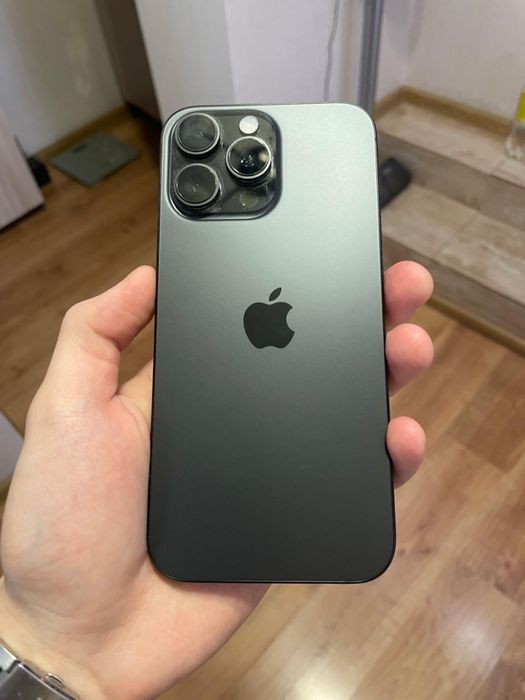 Продам IPhone 16 Pro Max, Black Titanium, на 256гб.