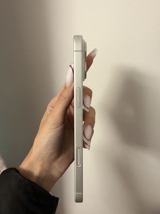 Iphone 16 plus white 256 gb