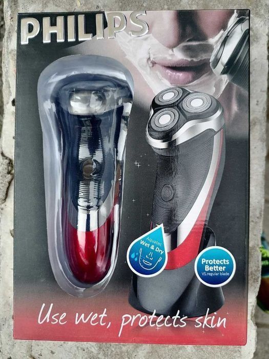 Мощная электробритва "Филипс" с "плавающими" головками (3 D), 3 ротора
