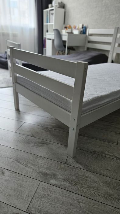 Продам детские кровати