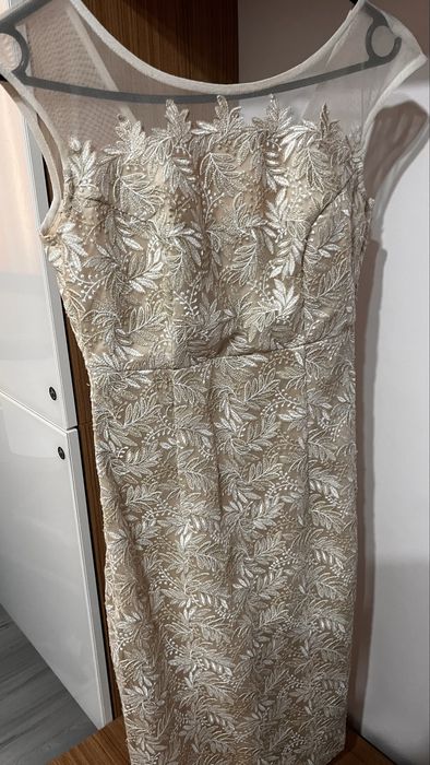 Rochie eleganta crem