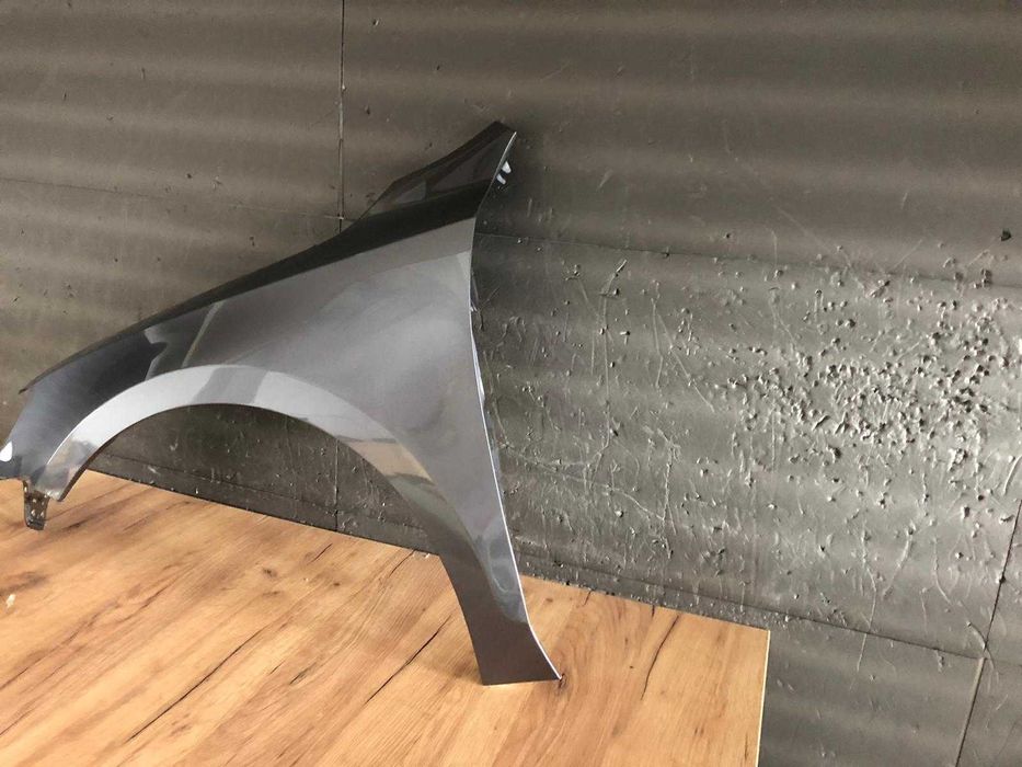 Aripa Fata Stanga VW Jetta 4/IV An 2011-2015 (LD7X (Gri Inchis))