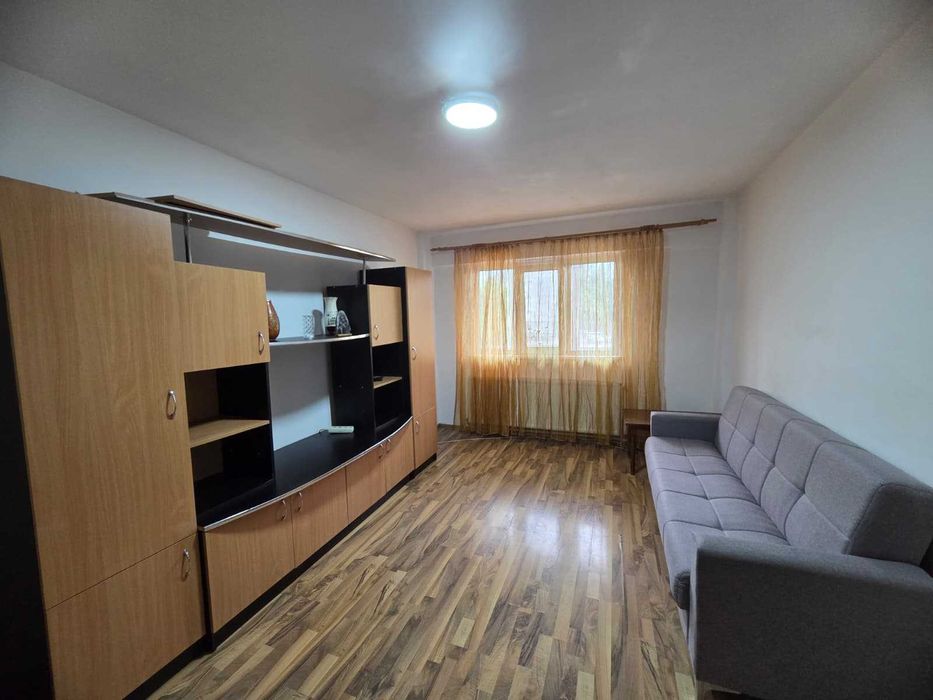 Inchiriez apartament 2 camere in bloc reabilitat,la parter,zona Lapus /Hellins