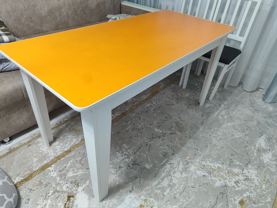 Столы в хорошем состоянии