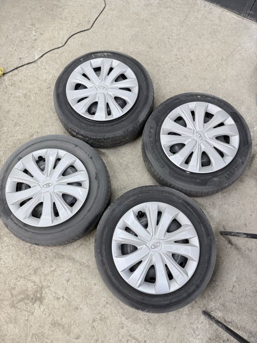 Продам комплект резины летней