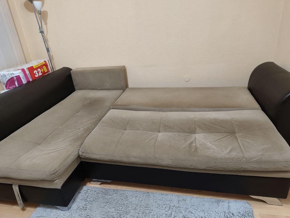 Холов диван с лежанка