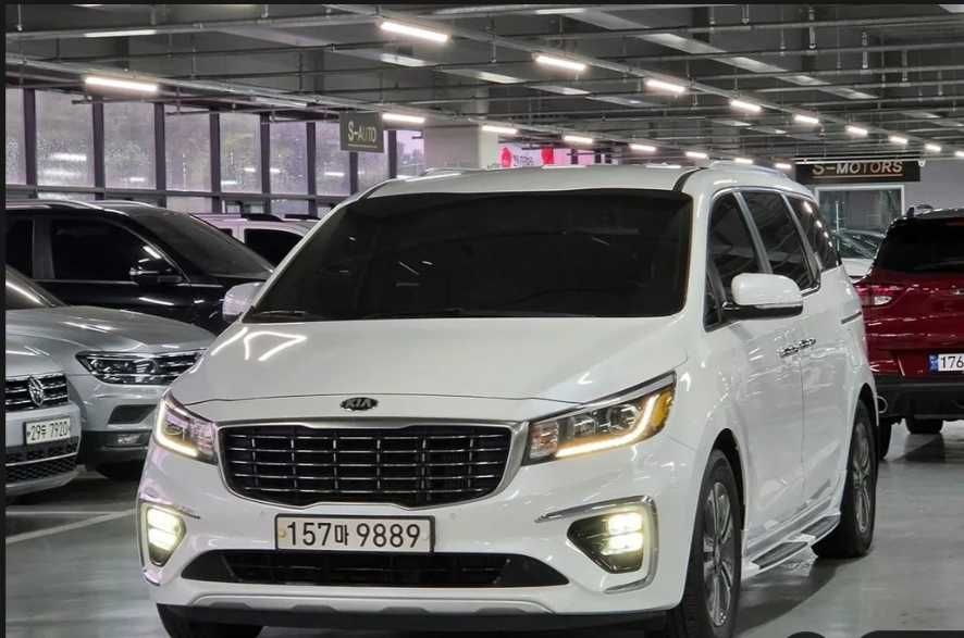 Kia Carnival 2.2crdi 9-locuri Luxury