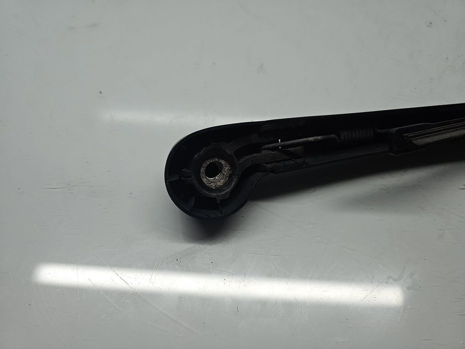 Brat stergator haion Volkswagen Golf 6 (5K1) [Fabr 2009-2013] OEM