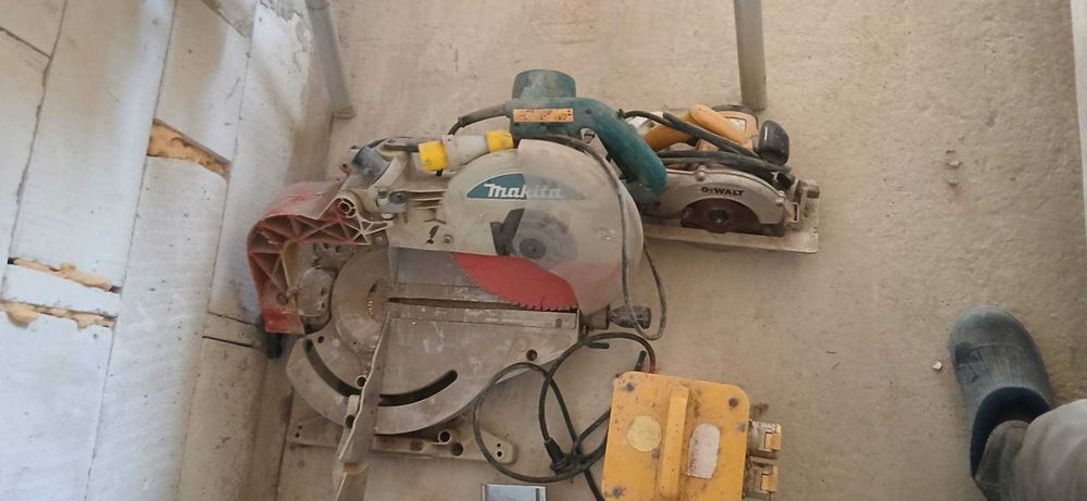 Echipamente și Unelte de Construcție