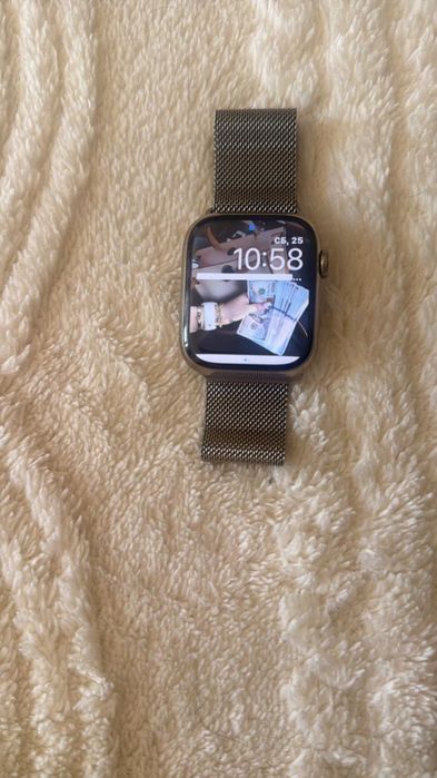 Продам чесы для телефон