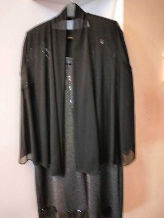 Vând rochie de seara,neagra+ bleizer
