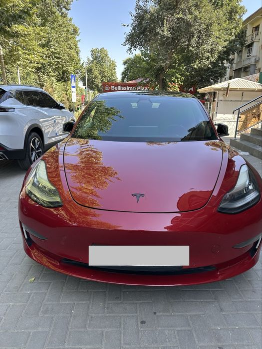 Tesla model 3 Long Range